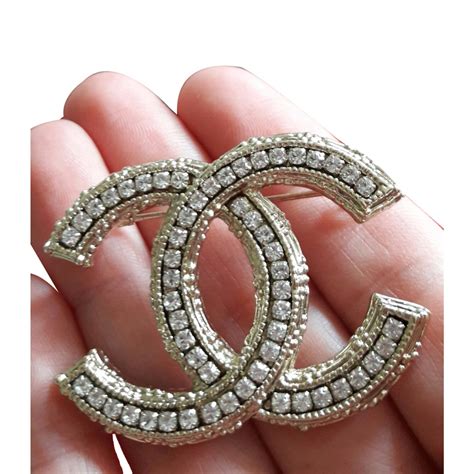 Chanel jewelry brooches